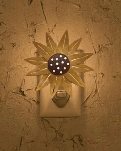 Alternative view of Farmhouse Sunflower Night Light