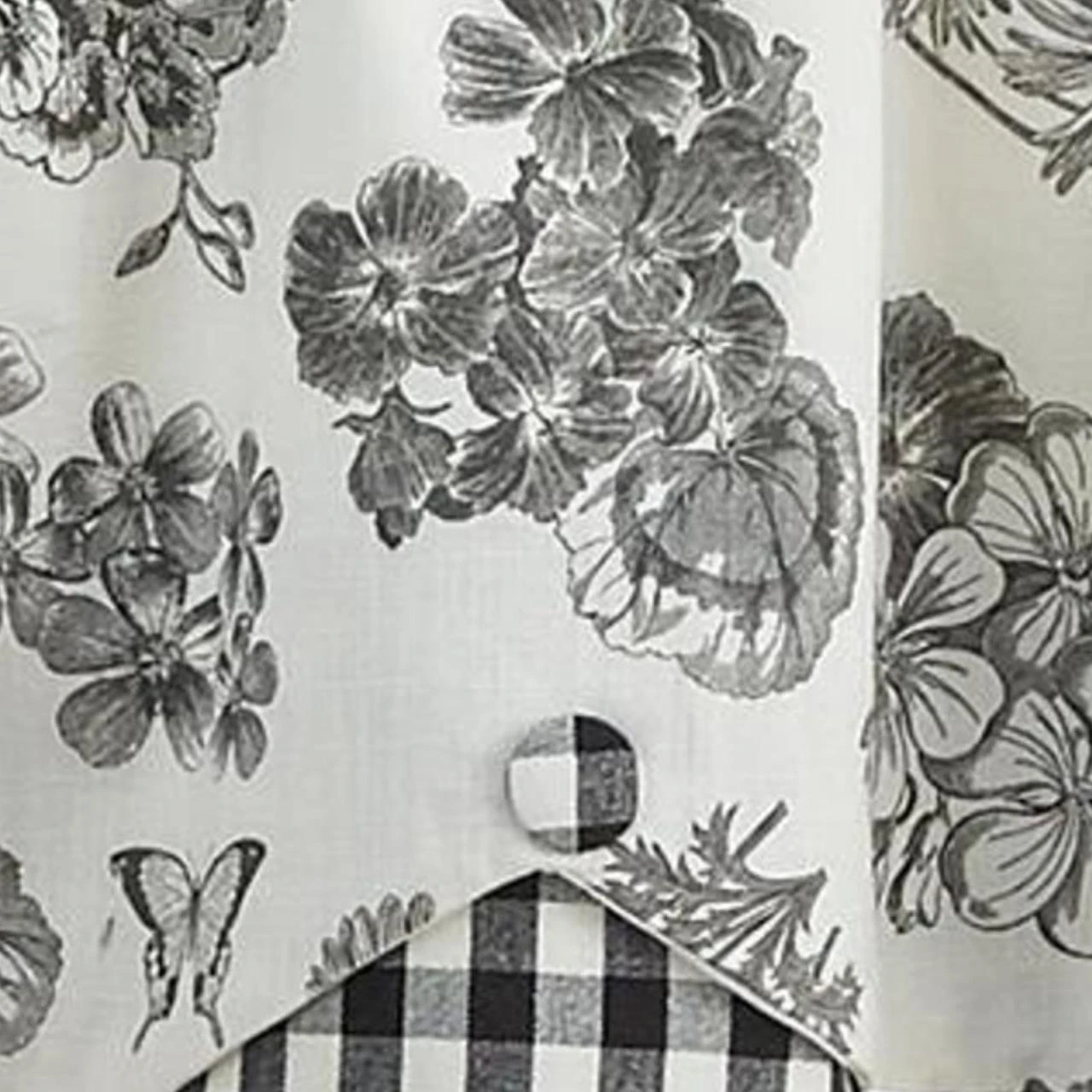 Geranium Valance - Lined Layered 58x15 4 Geranium Valance - Lined Layered 58x15 - Image 4