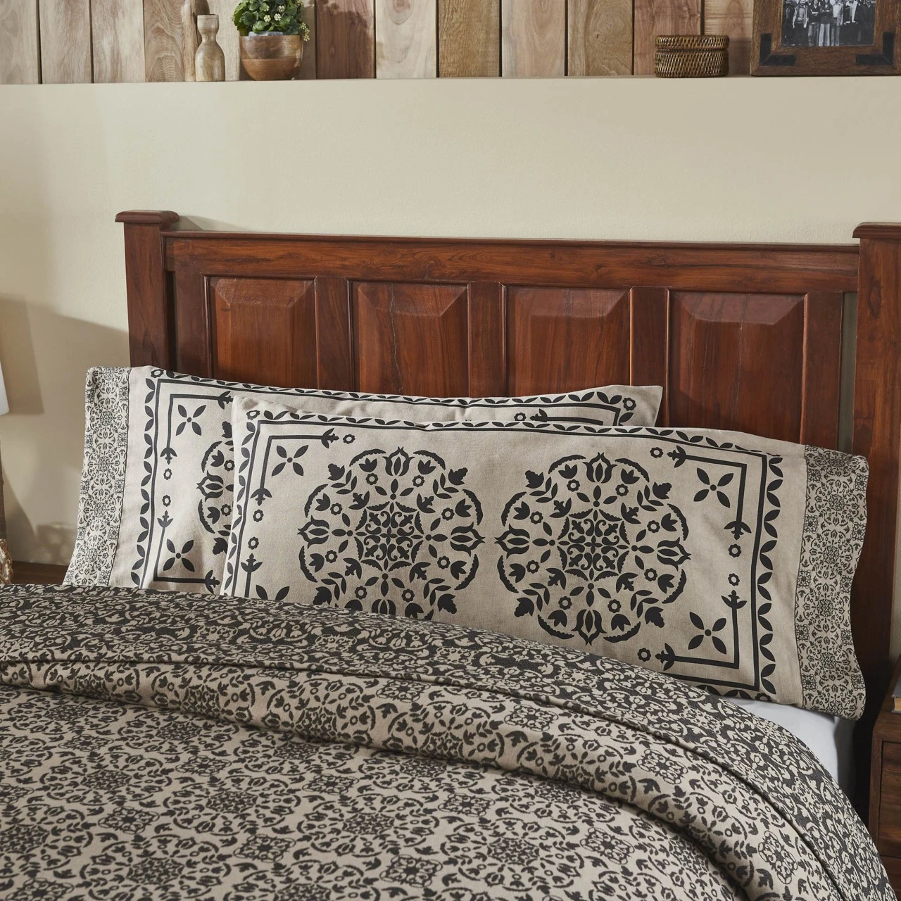 Custom House Black Tan Jacquard Pillowcases - King Set Of 2 2 Custom House Black Tan Jacquard Pillowcases - King Set Of 2 - Image 2