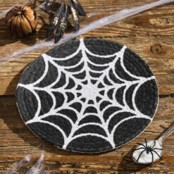 Alternative view of Spider Web Trivets - Round Set Of 2